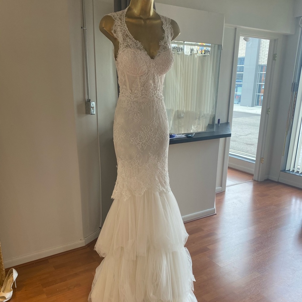 Mermaid style lace dress